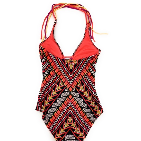 Becca Sexy One Piece Swimsuit New Small - Picture 2 of 5